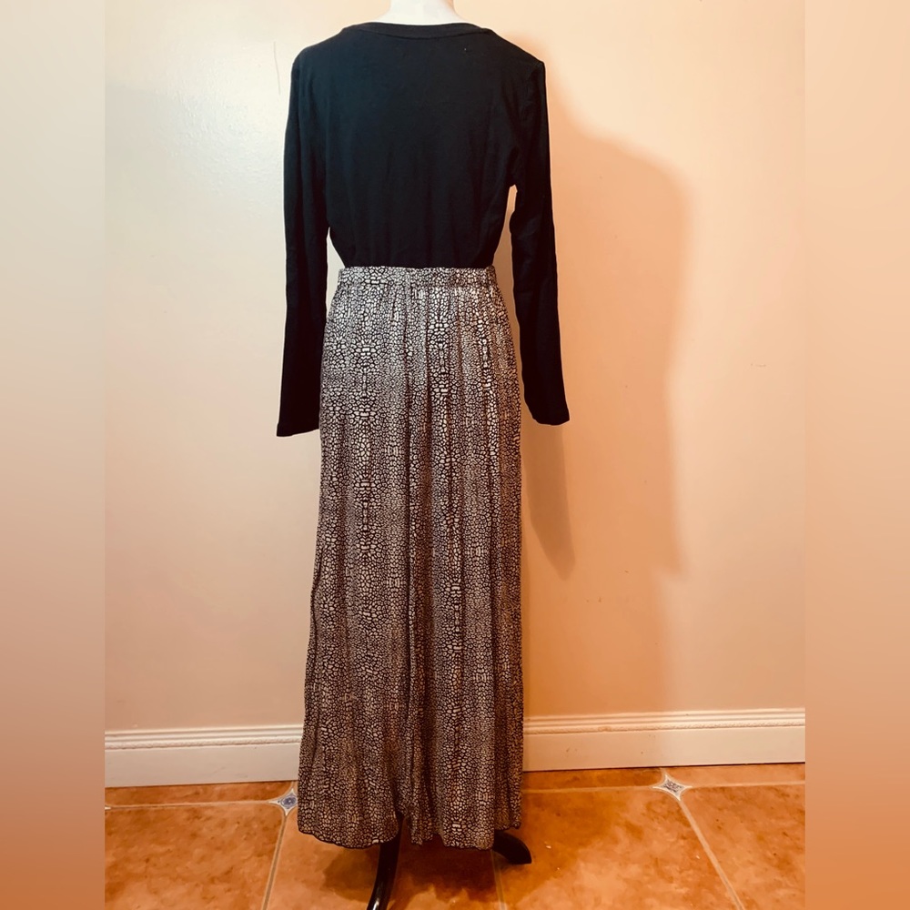 Style & co. 100% Rayon Black and Taupe Animal Print Skirt - Picture 5 of 9